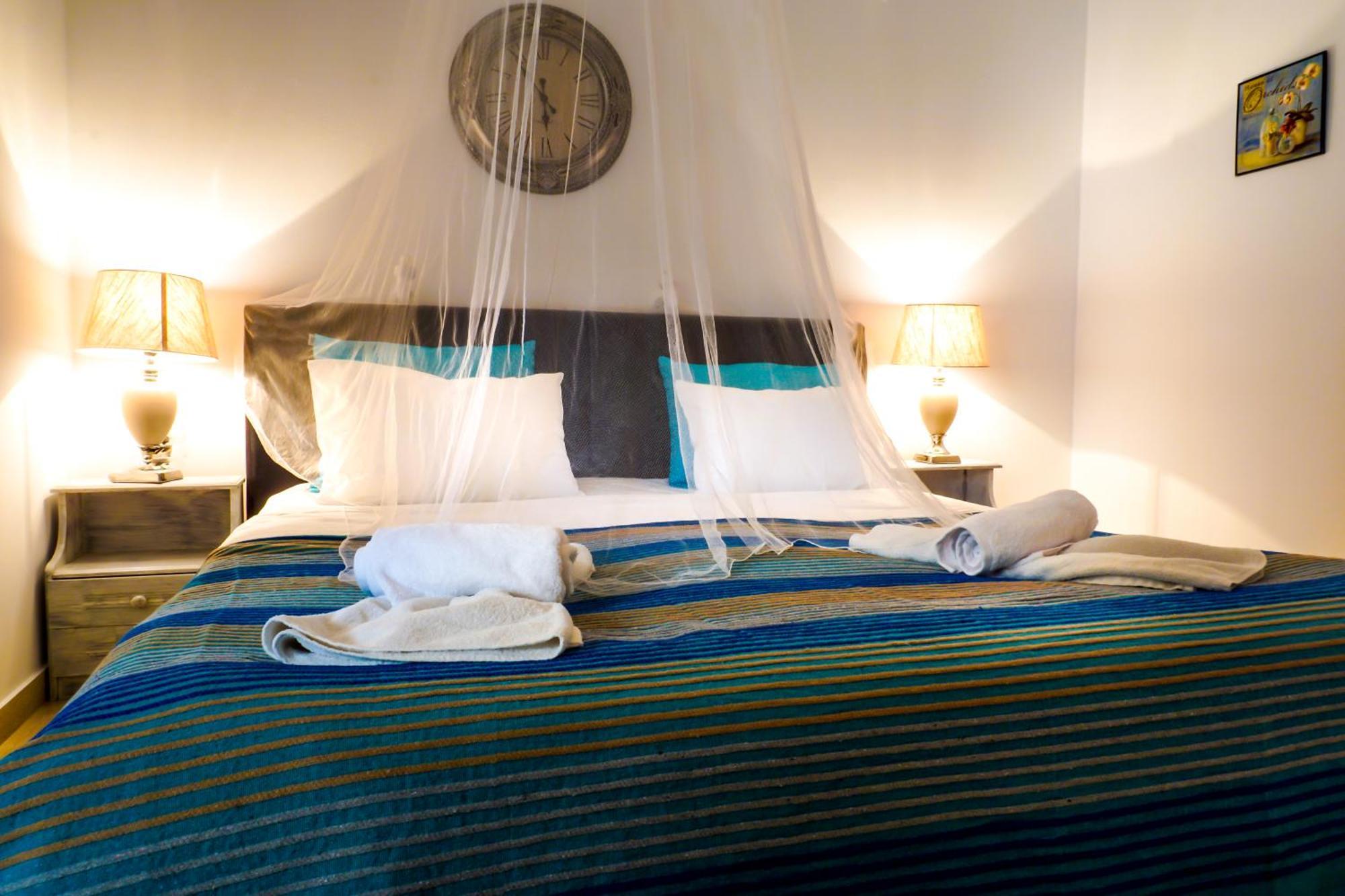 Cubaneros Holiday Inn ลากานาส ห้อง รูปภาพ