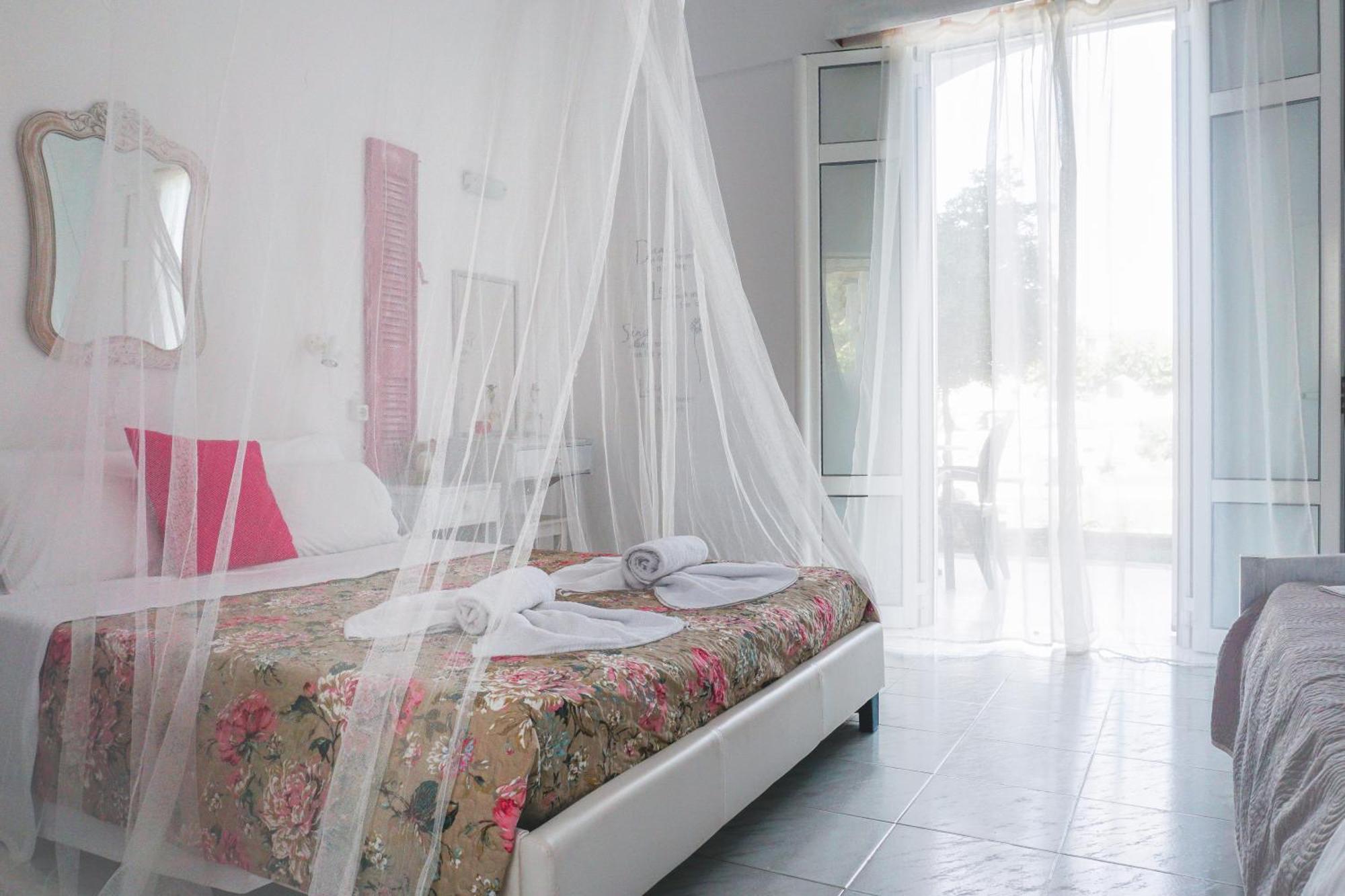 Cubaneros Holiday Inn ลากานาส ห้อง รูปภาพ